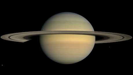 Cum să vezi planeta Saturn noaptea cu ochiul liber?