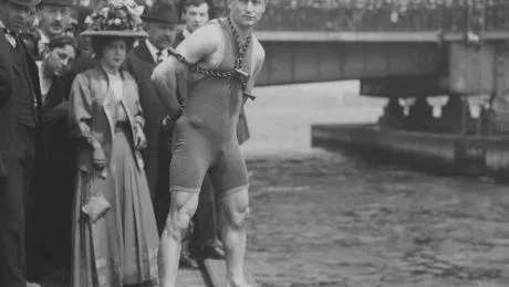 10 curiozități despre Harry Houdini, cel mai celebru magician