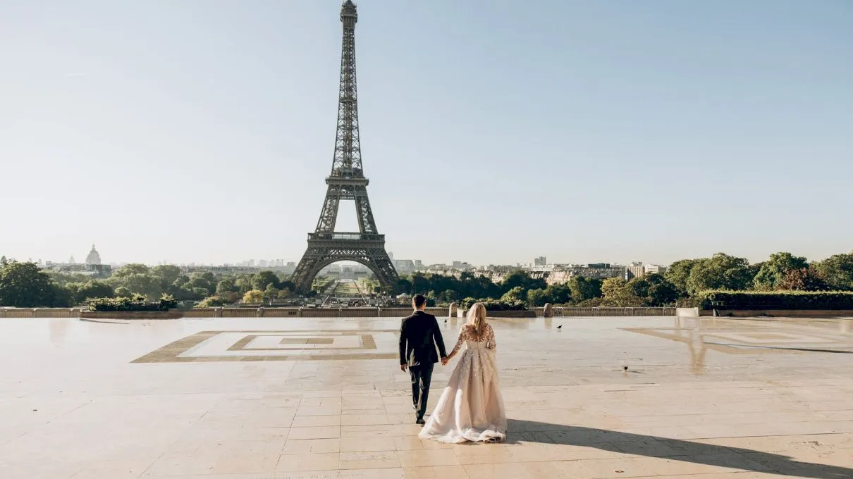 De ce Parisul este numit „Orașul Iubirii”?