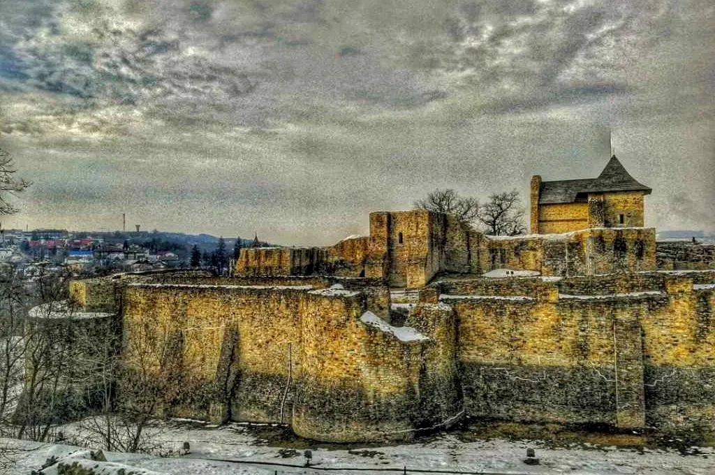 Care este singura cetate românească ce nu a putut fi cucerită prin luptă?