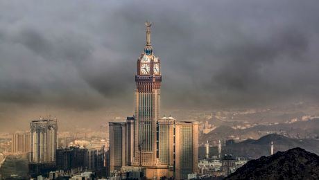Unde se află cel mai mare ceas din lume?