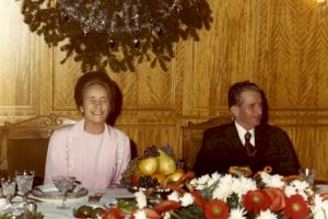 Ce mânca Ceaușescu de Revelion? „Dacă lipseau era vai și amar”