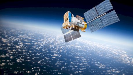 Curiozități despre sateliți. Cu ce viteză se deplasează și la ce folosesc sateliții?