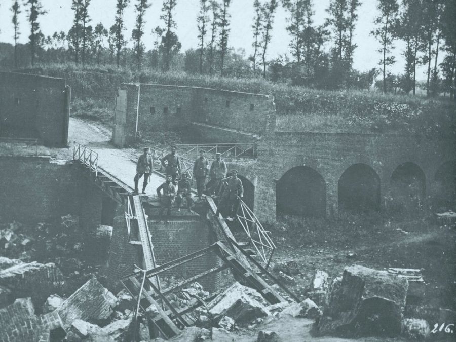 World War 1 German soldiers at a destroyed bridge