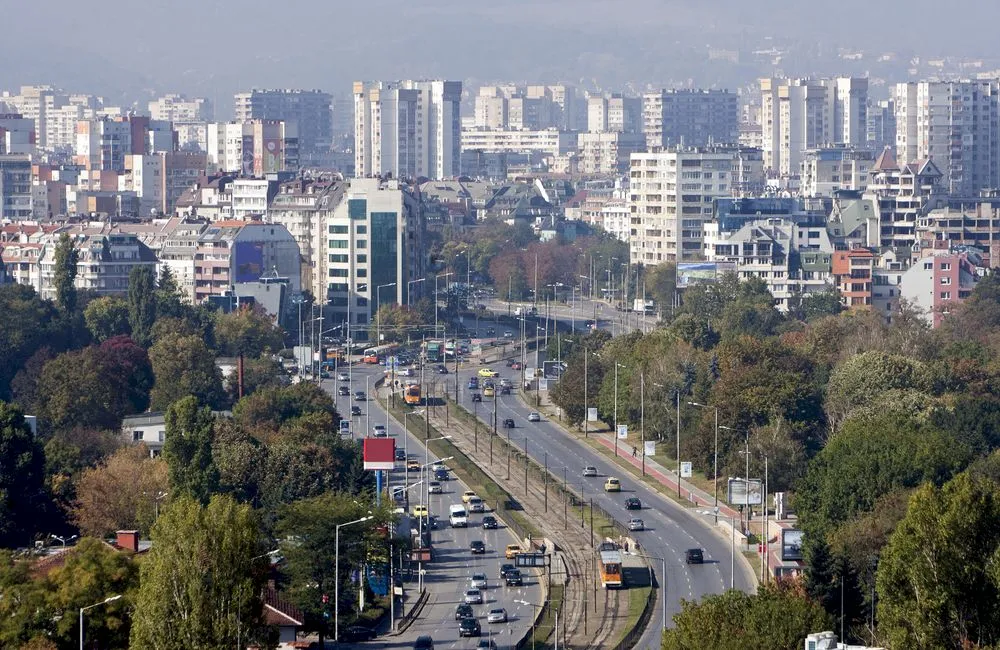 Bulgarii vor trece la Euro. Va fi mai bine pentru ei? Ce riscuri sunt?