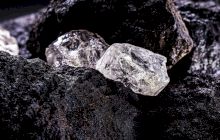 Cum arată diamantele brute? Curiozități despre diamante