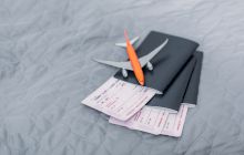 În ce zile și la ce ore iei bilete de avion mai ieftine?