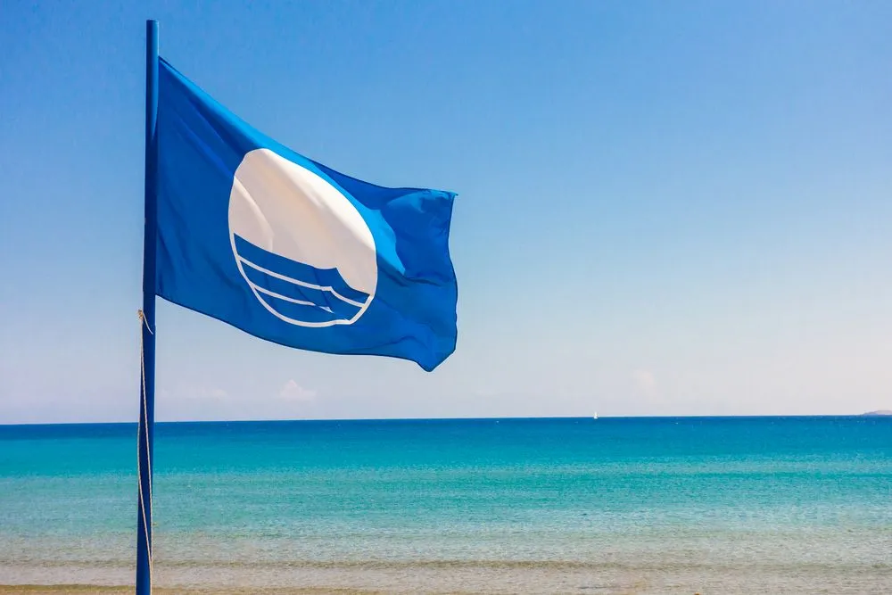 Ce înseamnă plajele marcate cu „Blue flag”?