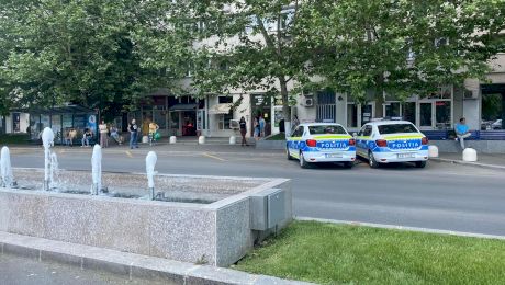 Ce a surprins un bucureștean într-o poză! Ce făceau polițiștii în plină zi?