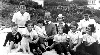 De ce nu aveau voie să plângă copii familiei Kennedy?
