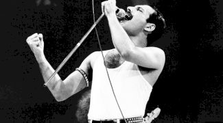 Povestea lui Freddie Mercury, o legendă rock. Cum a lucrat la un magazin second-hand și de ce a plecat din Zanzibar?
