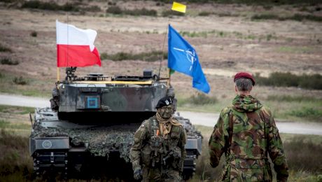 Cu ce condiții a fost primită România în NATO? La ce a trebuit să renunțăm definitiv?