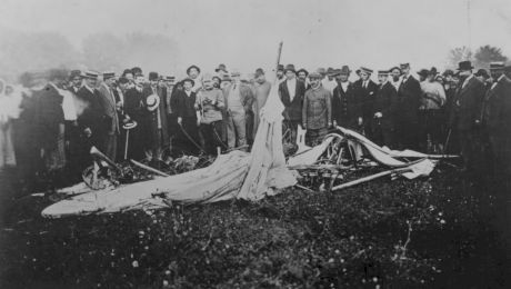 Imagini unice de la accidentul în care a murit Aurel Vlaicu