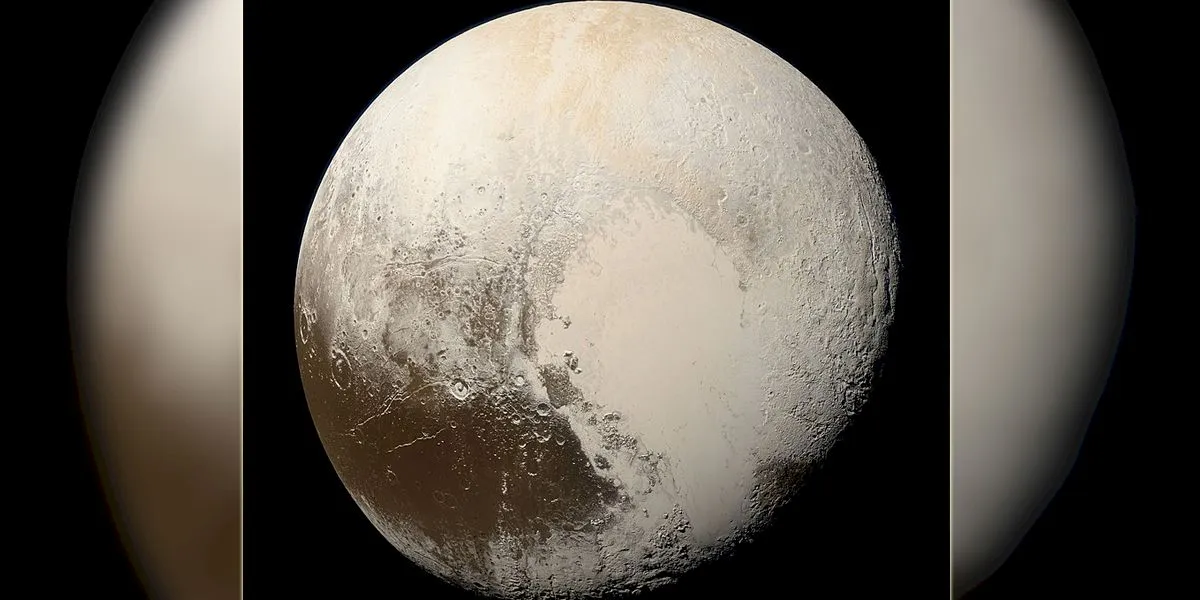 Erau 9, au rămas 8 planete! De ce Pluto nu mai este considerată planetă?