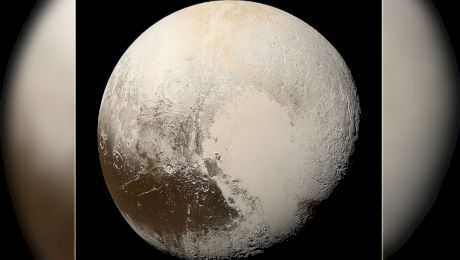 Erau 9, au rămas 8 planete! De ce Pluto nu mai este considerată planetă?