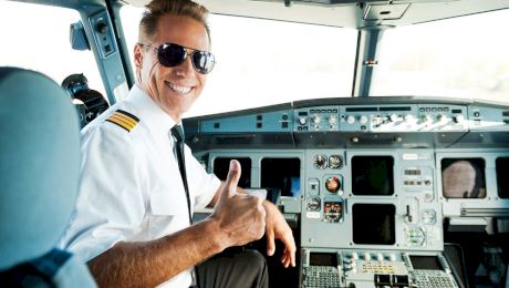 De ce piloții de avion nu au voie să aibă barbă?