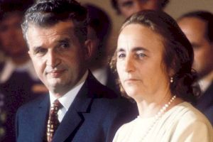 Ce obsesie perversă și bolnavă avea Elena Ceaușescu? Îi plăcea să se uite la…