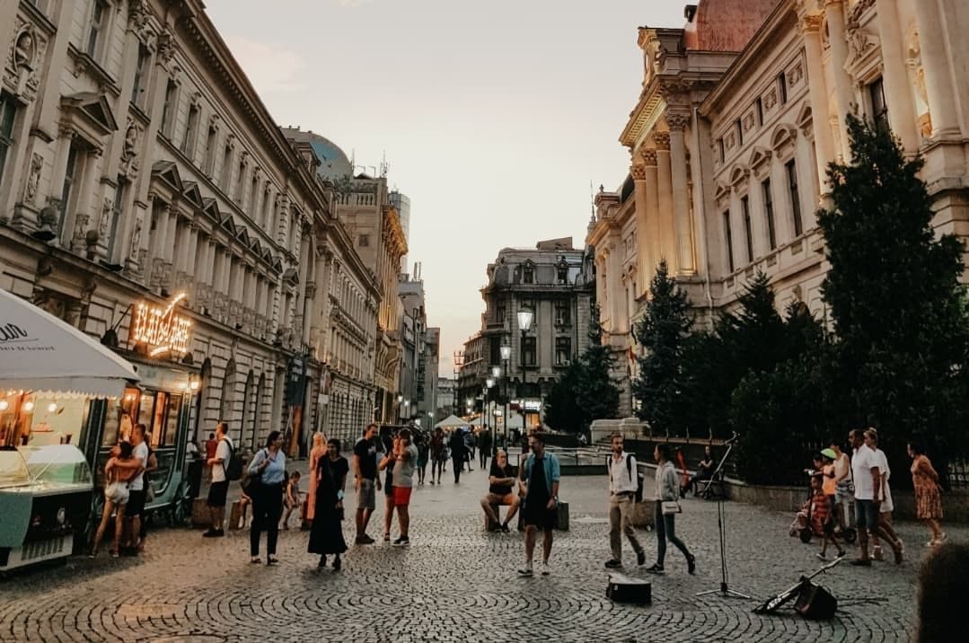 București