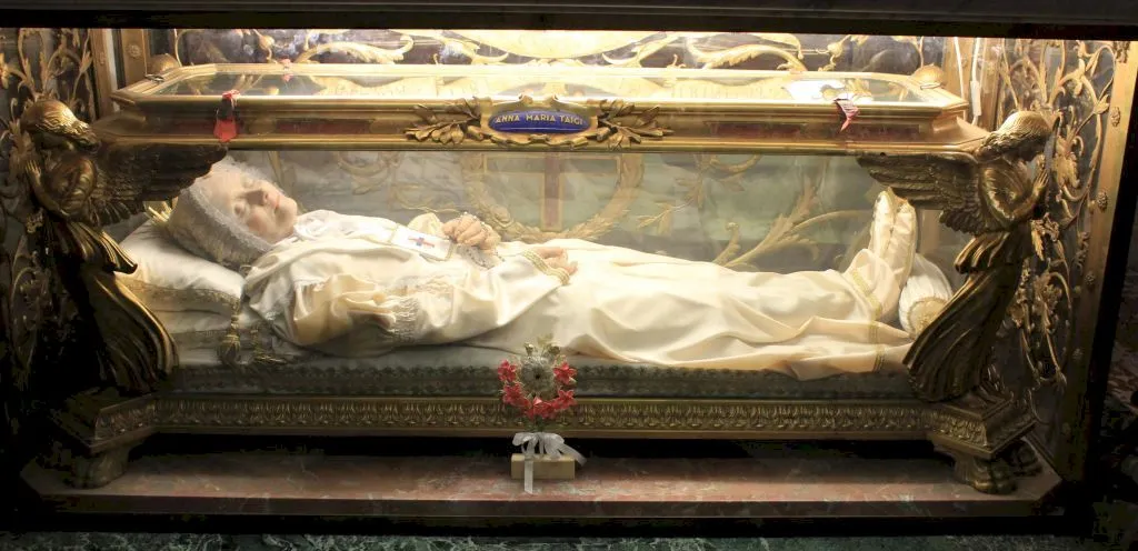 Cine este Anna Maria Taigi, sfânta care doarme?