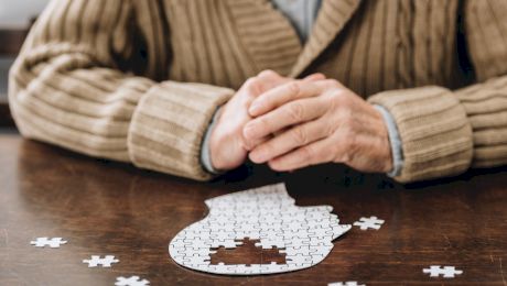 Ce vârstă are cel mai tânăr pacient cu Alzheimer?