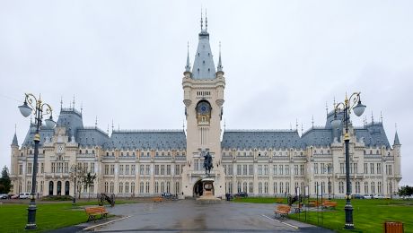 Ce se află sub Palatul Culturii din Iași?