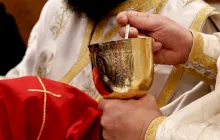 De unde vine înjurătura „grijania mă-tii”?