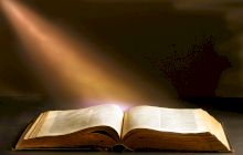 Cercetătorii au descoperit că Biblia are texte ascunse