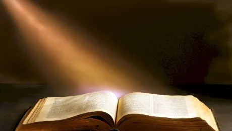 Cercetătorii au descoperit că Biblia are texte ascunse