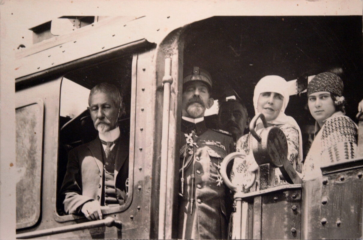 Ce tactică a folosit Regina Maria să-l &icirc;nșele pe Regele Ferdinand &icirc;n văzul tuturor?