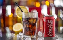 Ce se întâmplă dacă bei zilnic Coca-Cola sau Pepsi?