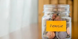 Câți bani primește lunar un pensionar în România?