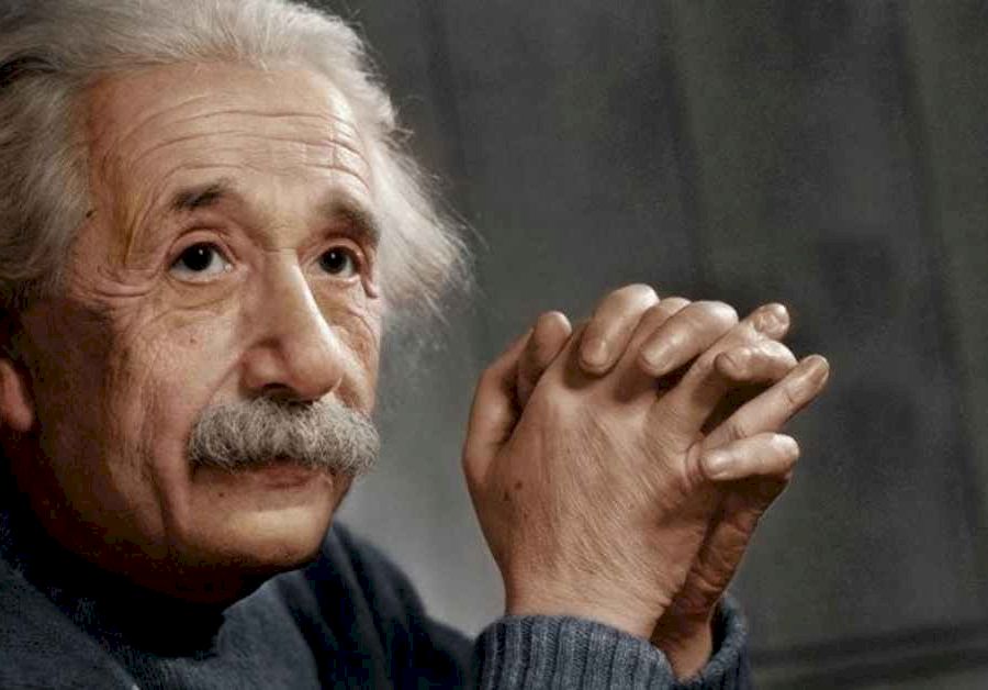 formula fericirii a lui Albert Einstein c