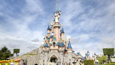 Cum arată în realitate castelul care a inspirat lumea Disneyland?