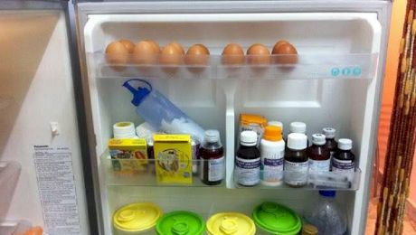De ce țin unii oameni medicamentele în frigider?