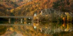Valea Oltului, cel mai frumos și mai periculos drum din România