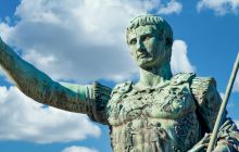 Unde a fost ucis Iulius Cezar? Unde se află mormântul său?