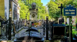 Cum arată în interior mormântul Iuliei Hasdeu? Craniul a fost furat