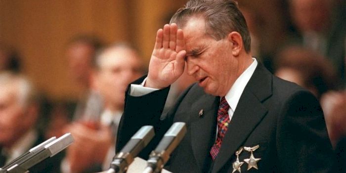 Ce pățeai dacă spuneai un banc cu Ceaușescu în comunism și te auzeau cei de la Securitate?