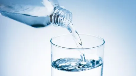 Top 4 cele mai sănătoase mărci de apă din România