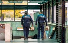 Are voie poliția să te legitimeze fără motiv? Ce este obligat polițistul să facă?