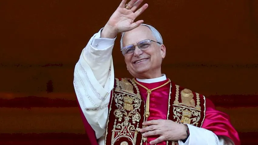 Cine este Robert Francis Prevost, primul papă american din istorie? Și-a ales numele Papa Leon al XIV-lea!
