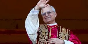 Cine este Robert Francis Prevost, primul papă american din istorie? Și-a ales numele Papa Leon al XIV-lea!