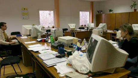 Cum se face economie la bugetul de stat? Primii afectați: bugetarii. Cât se va economisi?