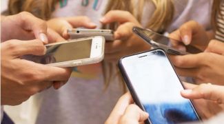 Copierea de Rezervă a Datelor Simplificată: Protejarea Telefonului Impotriva Pierderii
