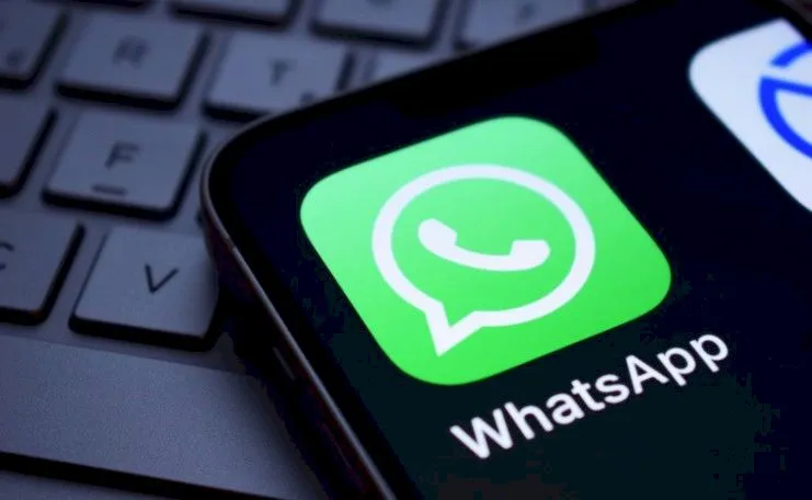 Poate cineva să vadă ce vorbesc pe WhatsApp? Sfaturi de securitate