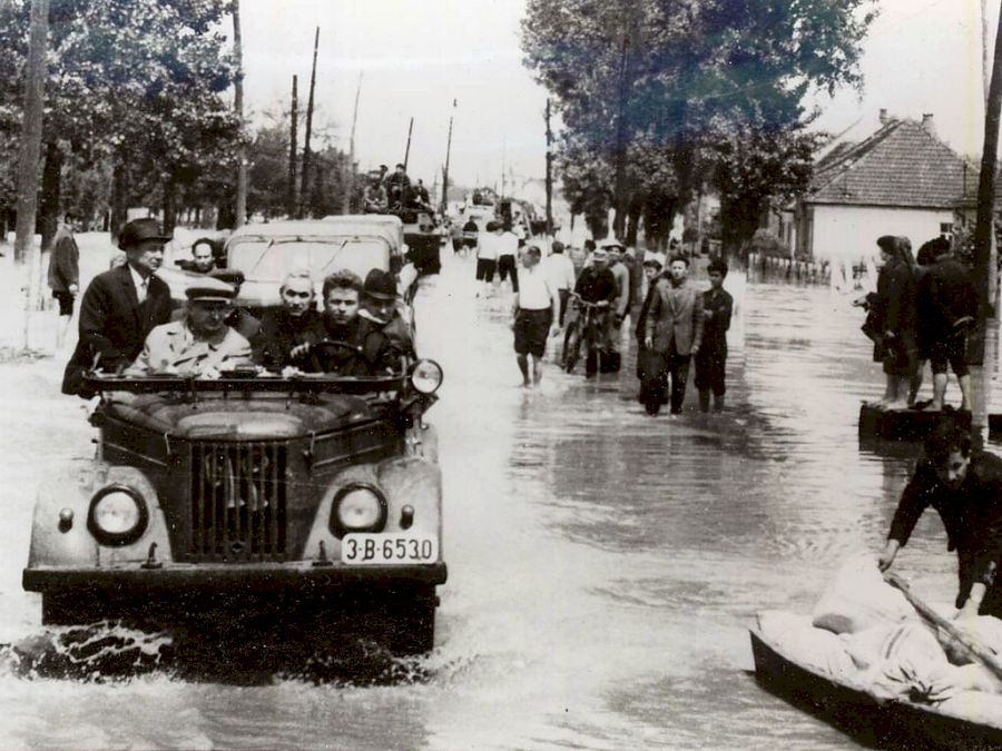 Ceaușescu_in_Satu_Mare_1970-05-16