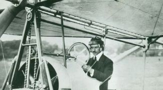 Cine a fost primul român care a zburat cu avionul?
