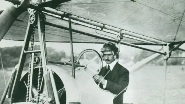 Cine a fost primul român care a zburat cu avionul?