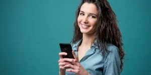 Cuvântul „domnișoară” ar putea fi interzis definitiv! Francezii, primii care consideră că termenul poate fi folosit cu sens peiorativ