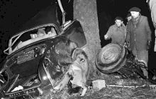 Hilar! Cum a murit Albert Camus într-un accident rutier cu biletul de tren nefolosit în buzunar?